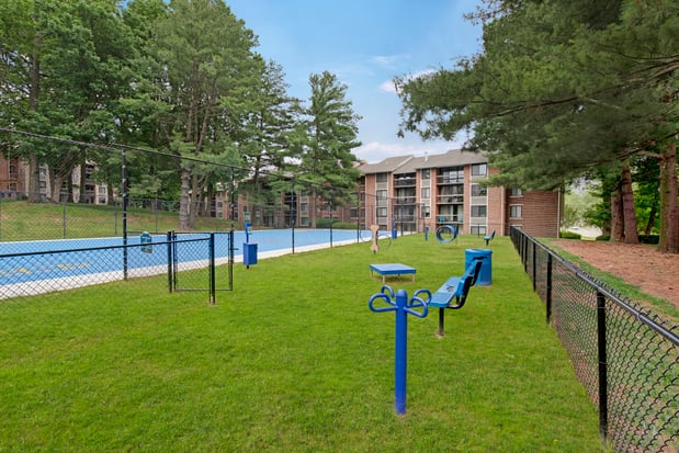Images Eagle Rock Apartments at West Springfield