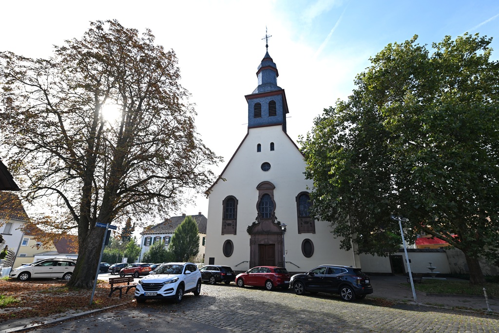 Evangelische Kirche Worms-Neuhausen - Evangelische Kirchengemeinde Worms-Neuhausen