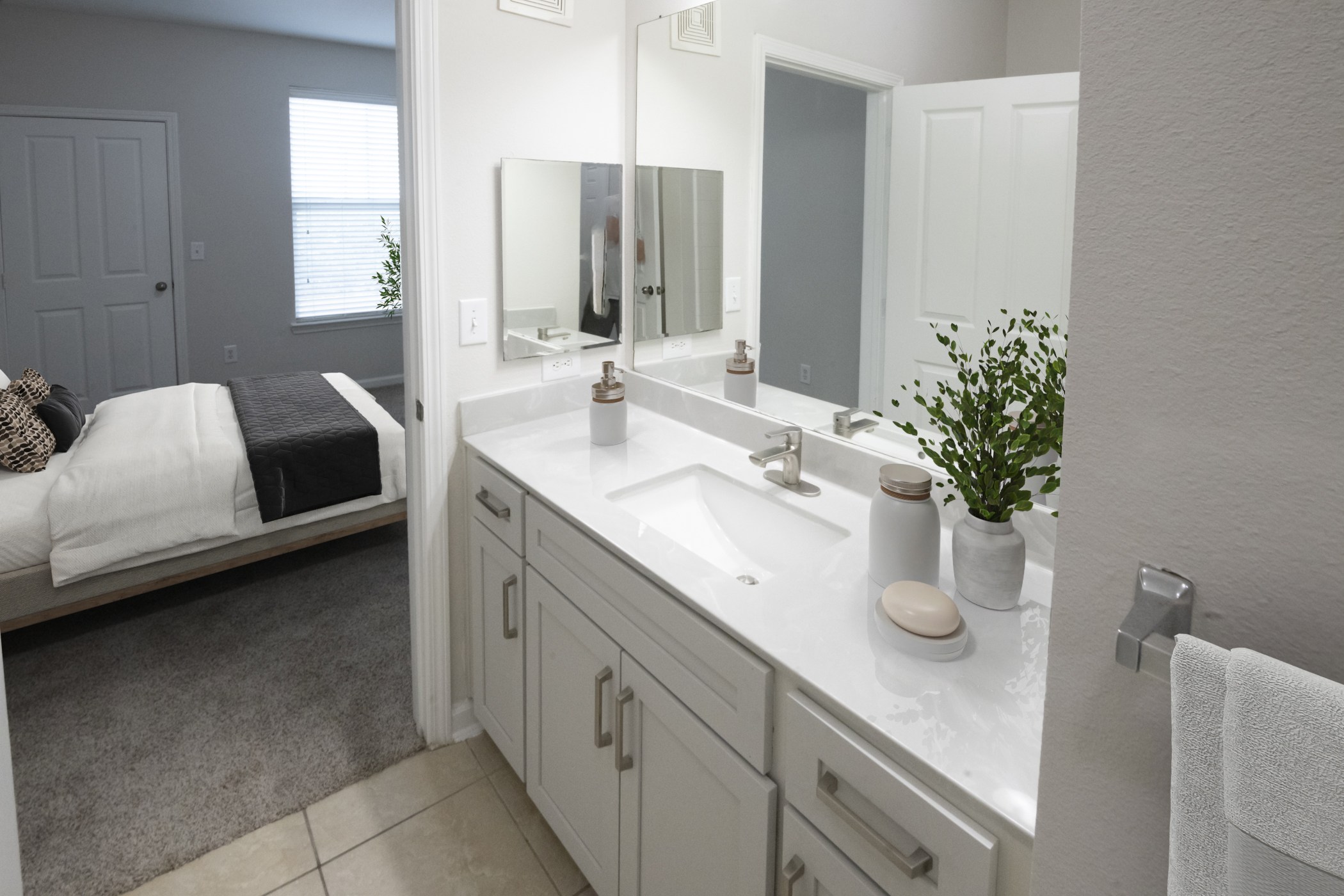 Luxurious Bathroom 
