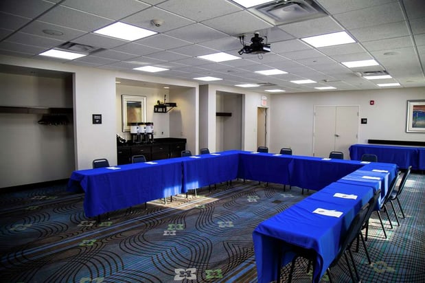 Images Hampton Inn & Suites Sharon