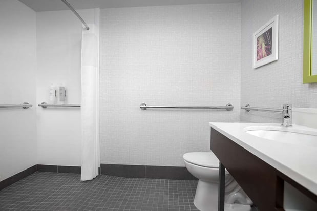 Images Hampton Inn & Suites ATL-Six Flags