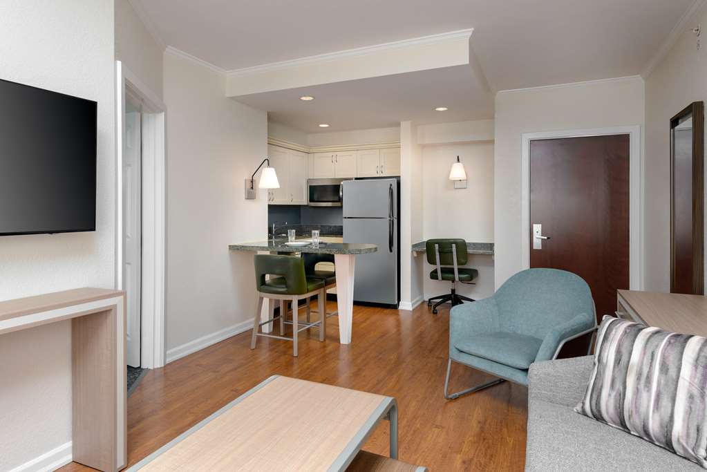 Guest room