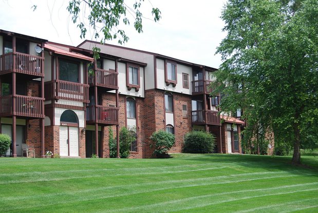 Images Irish Hills Apartments