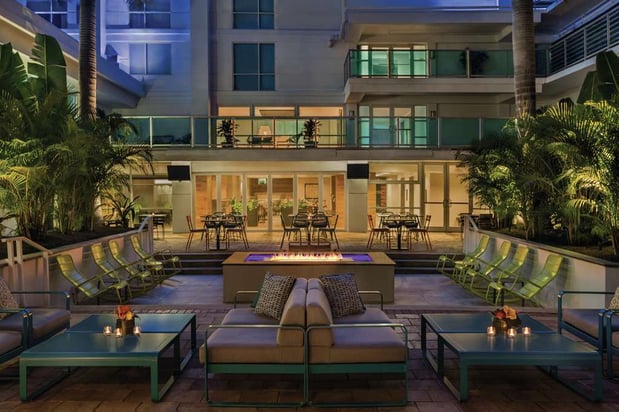 Images Hotel Alba Tampa, Tapestry Collection by Hilton