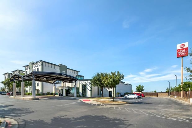 Images Best Western Plus Lackland Hotel & Suites