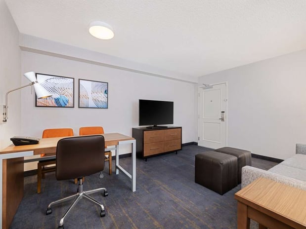 Images Embassy Suites by Hilton Chicago Downtown River North