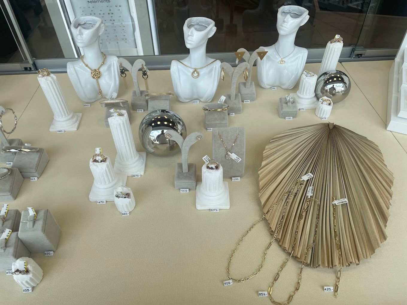 Juwelier Areo, Düsseldorfer Str. 32 in Solingen