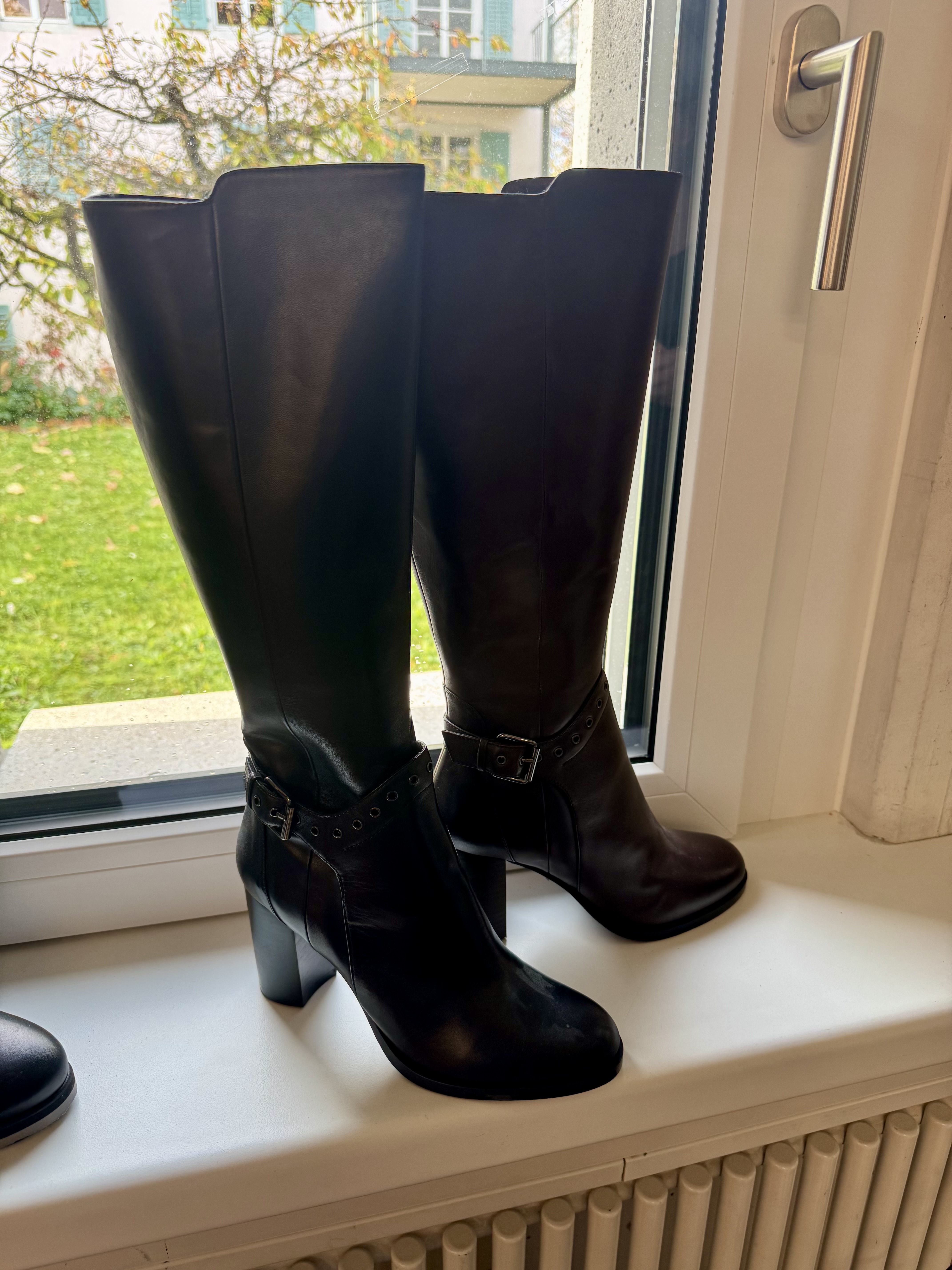 Bilder LA DIVA Schuhe