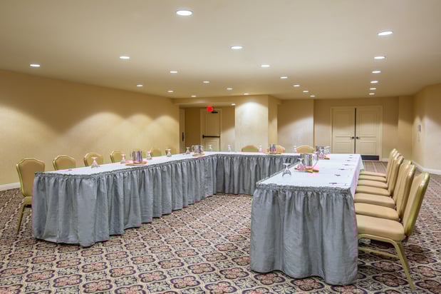 Images Crowne Plaza San Diego - Mission Valley by IHG