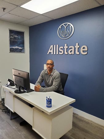 Images Damain Brown: Allstate Insurance