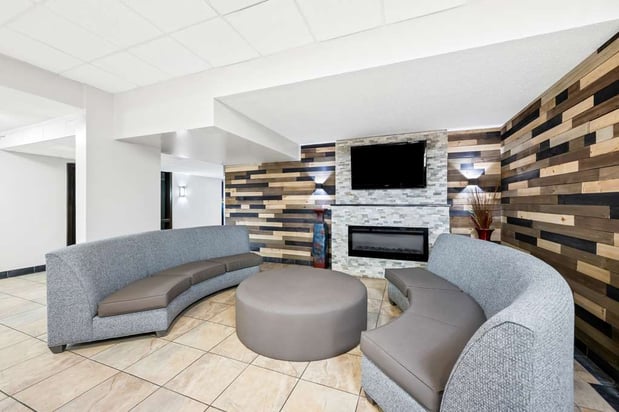 Images SureStay Plus by Best Western Lubbock Medical Center