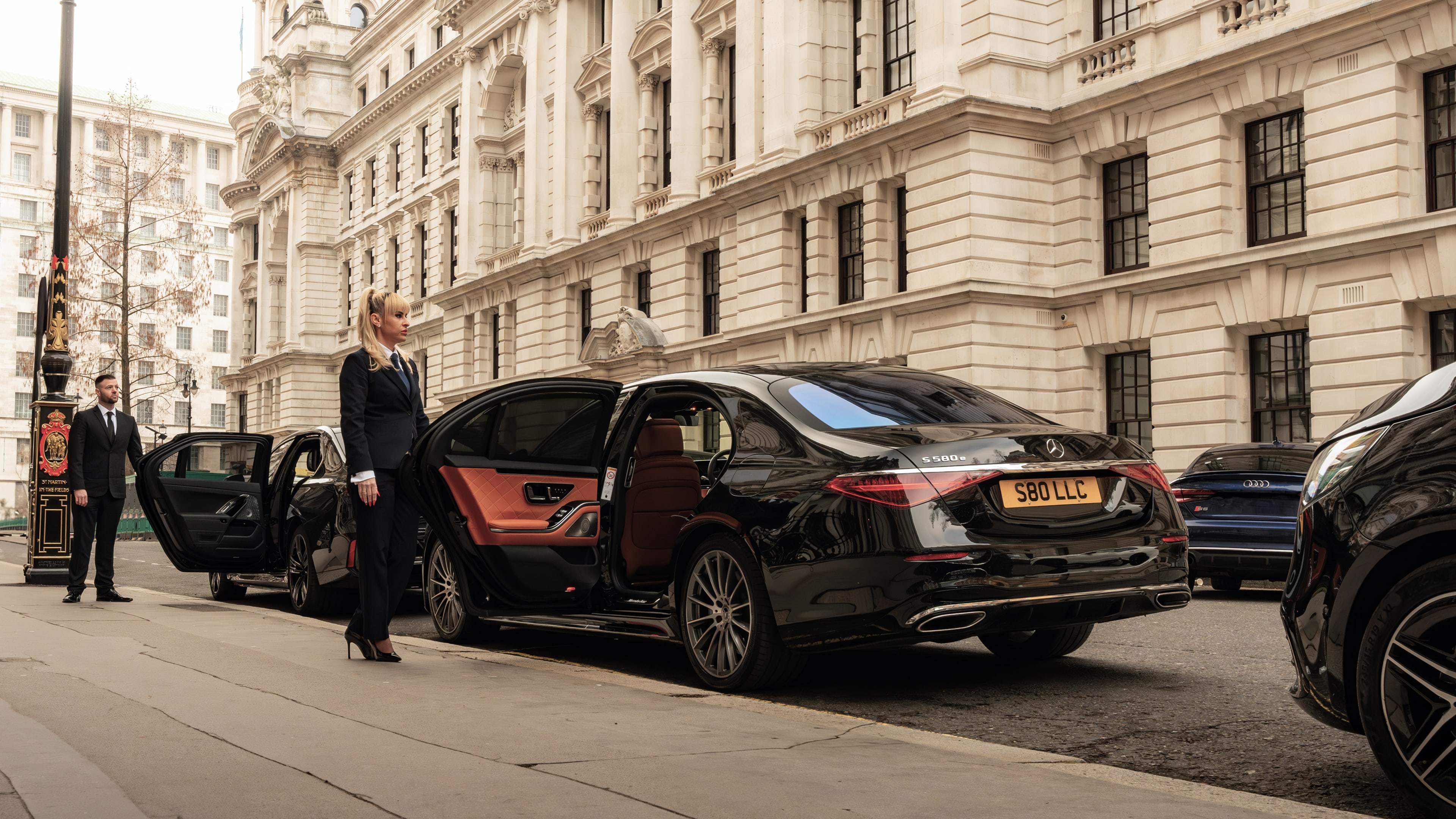 Images Browns Chauffeur Ltd