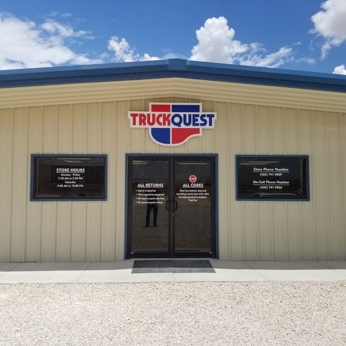 Carquest Auto Parts - Trophy TruckQuest LLC Photo