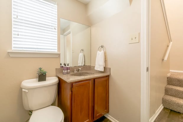 Images Amberly Village Townhomes