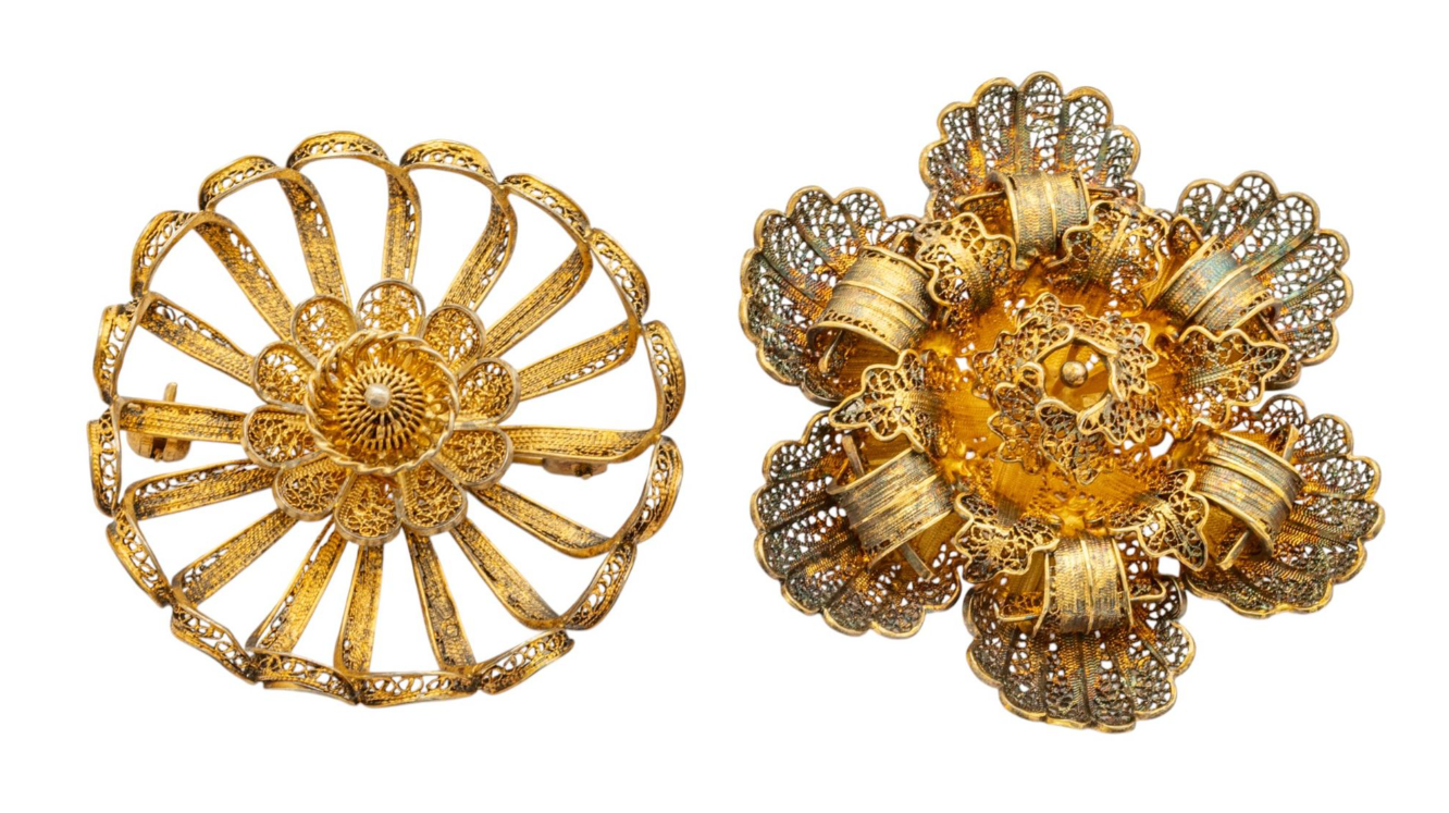 Italy Silver Vermeil Round Brooches