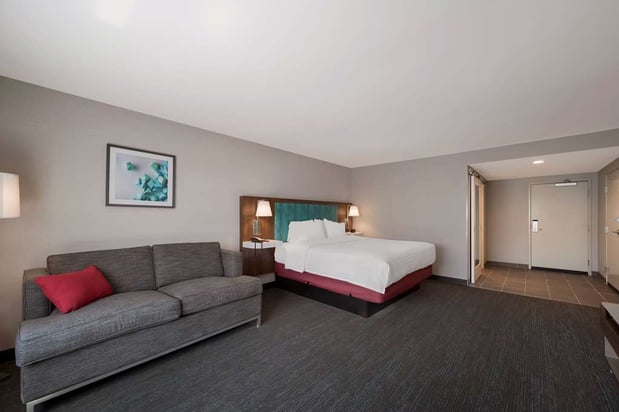 Images Hampton Inn by Hilton Detroit Southfield
