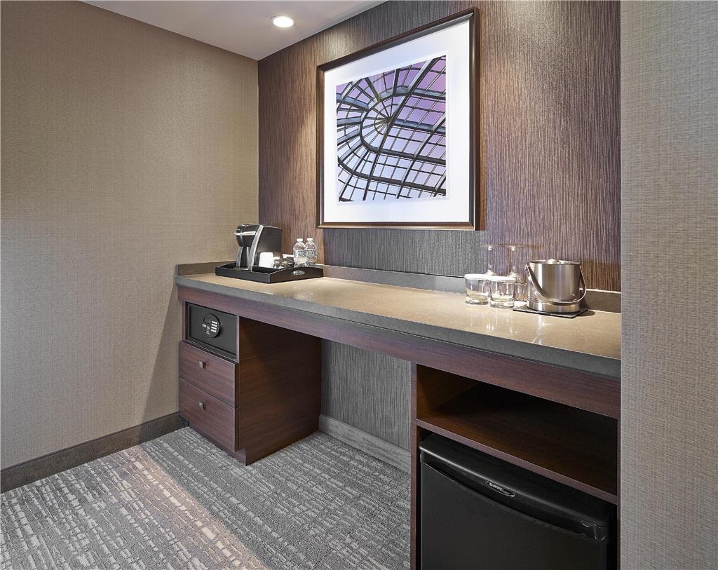 Images DoubleTree by Hilton Hotel West Edmonton
