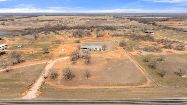 Images Moore Home & Ranch Realty