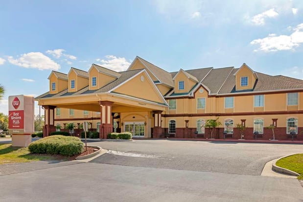 Images Best Western Plus Bradbury Inn & Suites