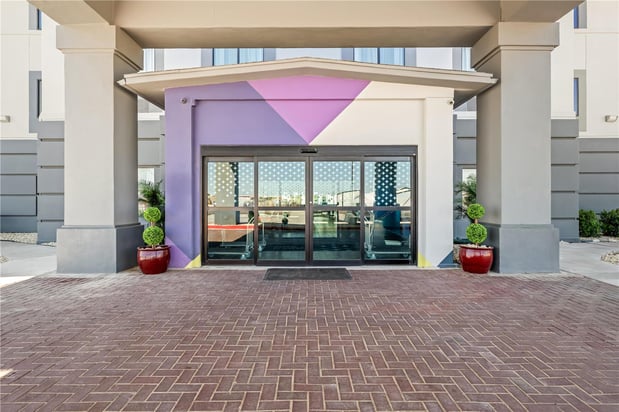 Images Spark by Hilton Fort Stockton