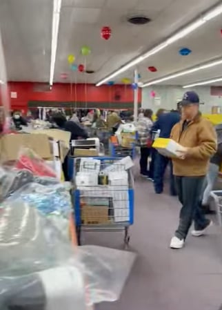 Images Krazy Binz Liquidation & Furniture