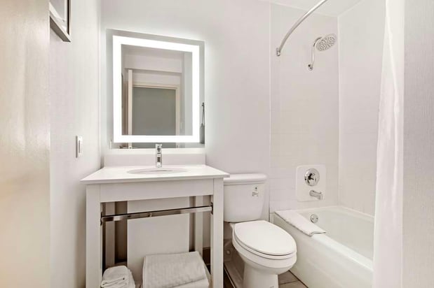 Images Best Western Plus Kansas City Sports Complex Hotel
