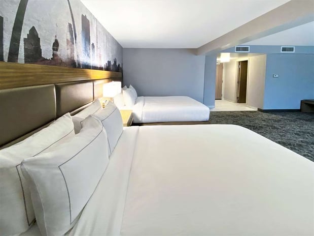 Images DoubleTree by Hilton St. Louis Airport