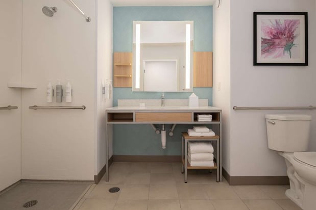 Images Hilton Garden Inn Tacoma Downtown