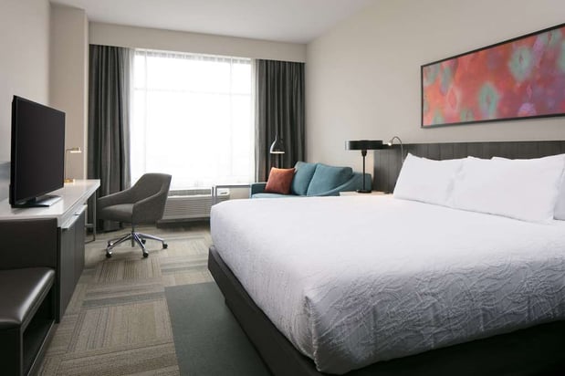 Images Hilton Garden Inn Iowa City Downtown University