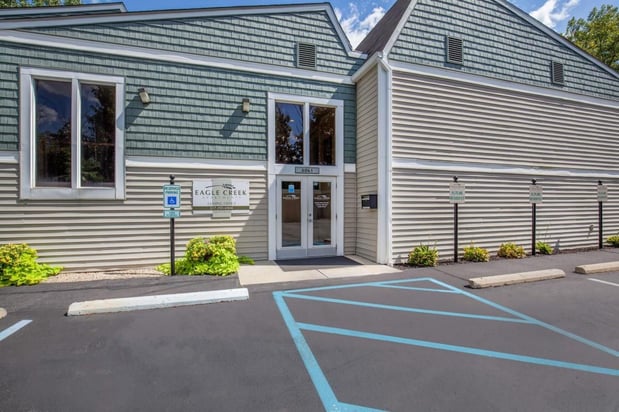 Images Eagle Creek by Spark Living