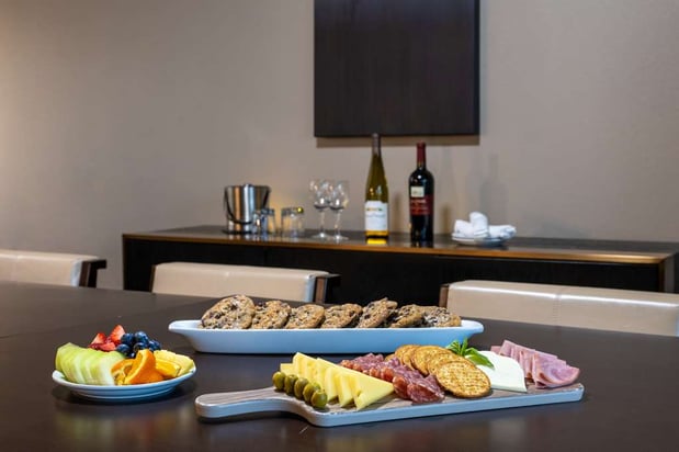Images DoubleTree by Hilton Hotel Newark Airport