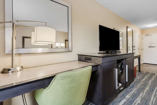 Images Hampton Inn & Suites Memphis-Wolfchase Galleria