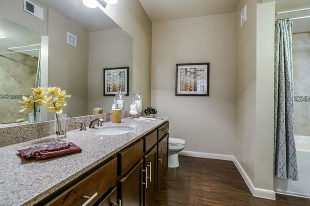 Images Platinum Castle Hills