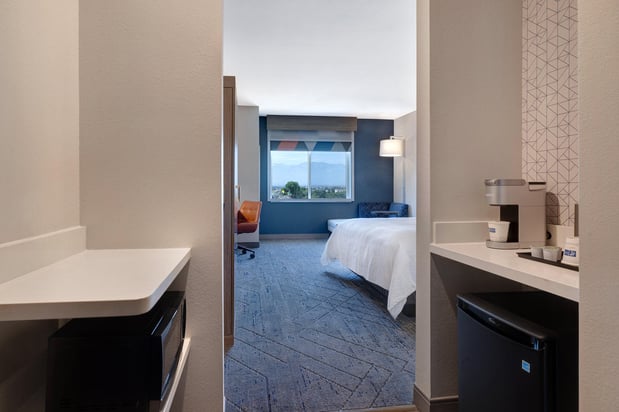 Images Holiday Inn Express & Suites Ontario - Chino Hills by IHG