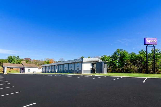 Images Spark by Hilton Daleville Roanoke North