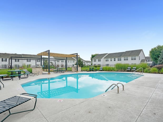 Images Reserve at Easton