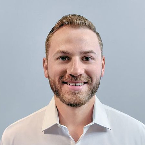 Graeme Moreau headshot.