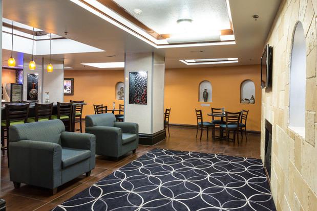 Images Holiday Inn Express & Suites Hinesville East - Fort Stewart, an IHG Hotel