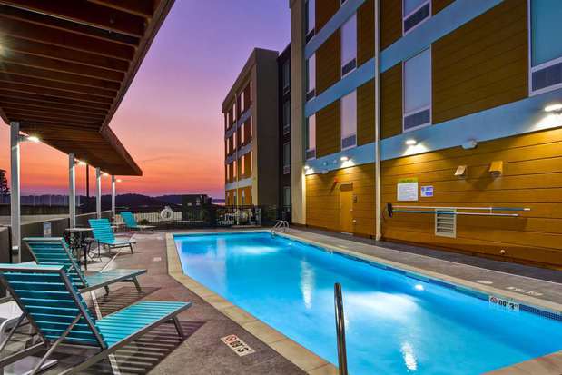 Images Home2 Suites by Hilton Hot Springs