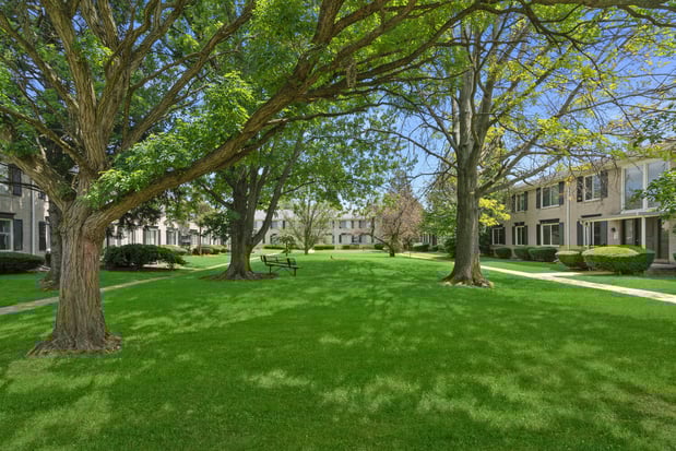 Images Cambridge Square Apartments