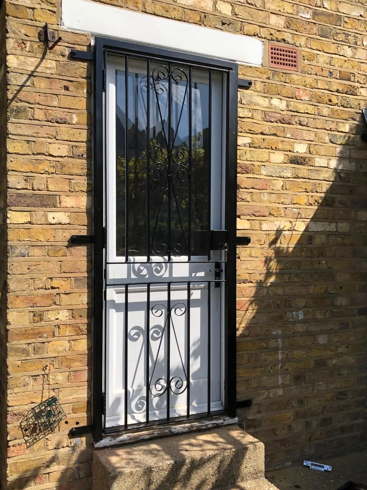 Images The Art Of Cast