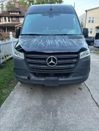 Images Lightning Limo LLC