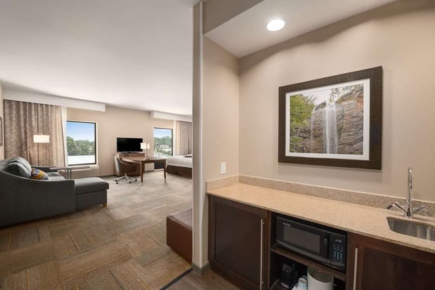 Images Hampton Inn & Suites Lavonia