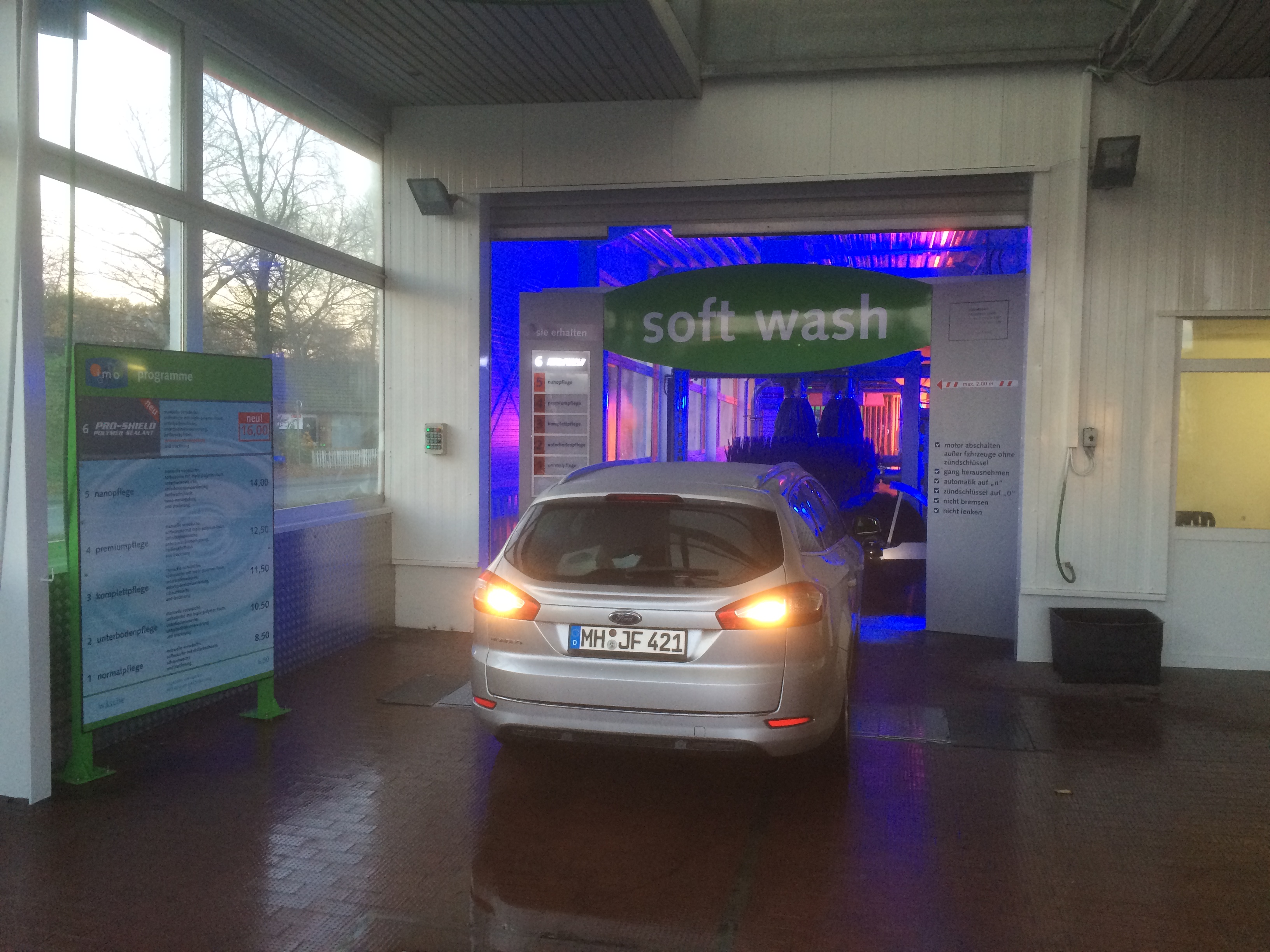 IMO Car Wash, Werthmühlenstr. 61/Ecke Münsterstraße in Ibbenbüren