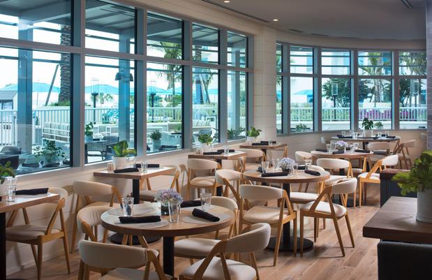 Images BRGR Kitchen & Bar - Treasure Island Beach Resort
