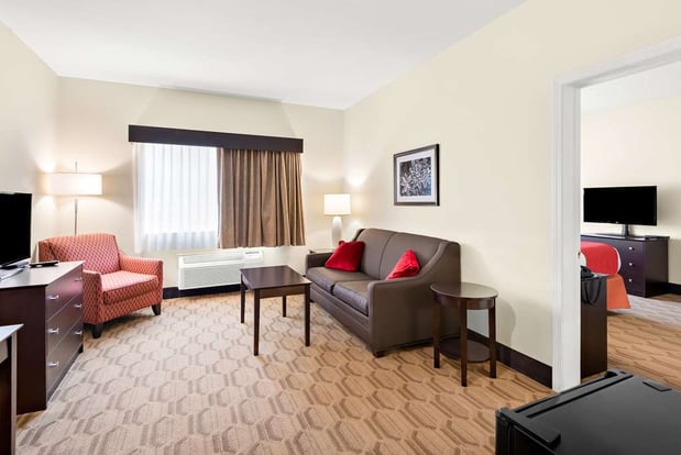 Images Best Western Palmyra Inn & Suites