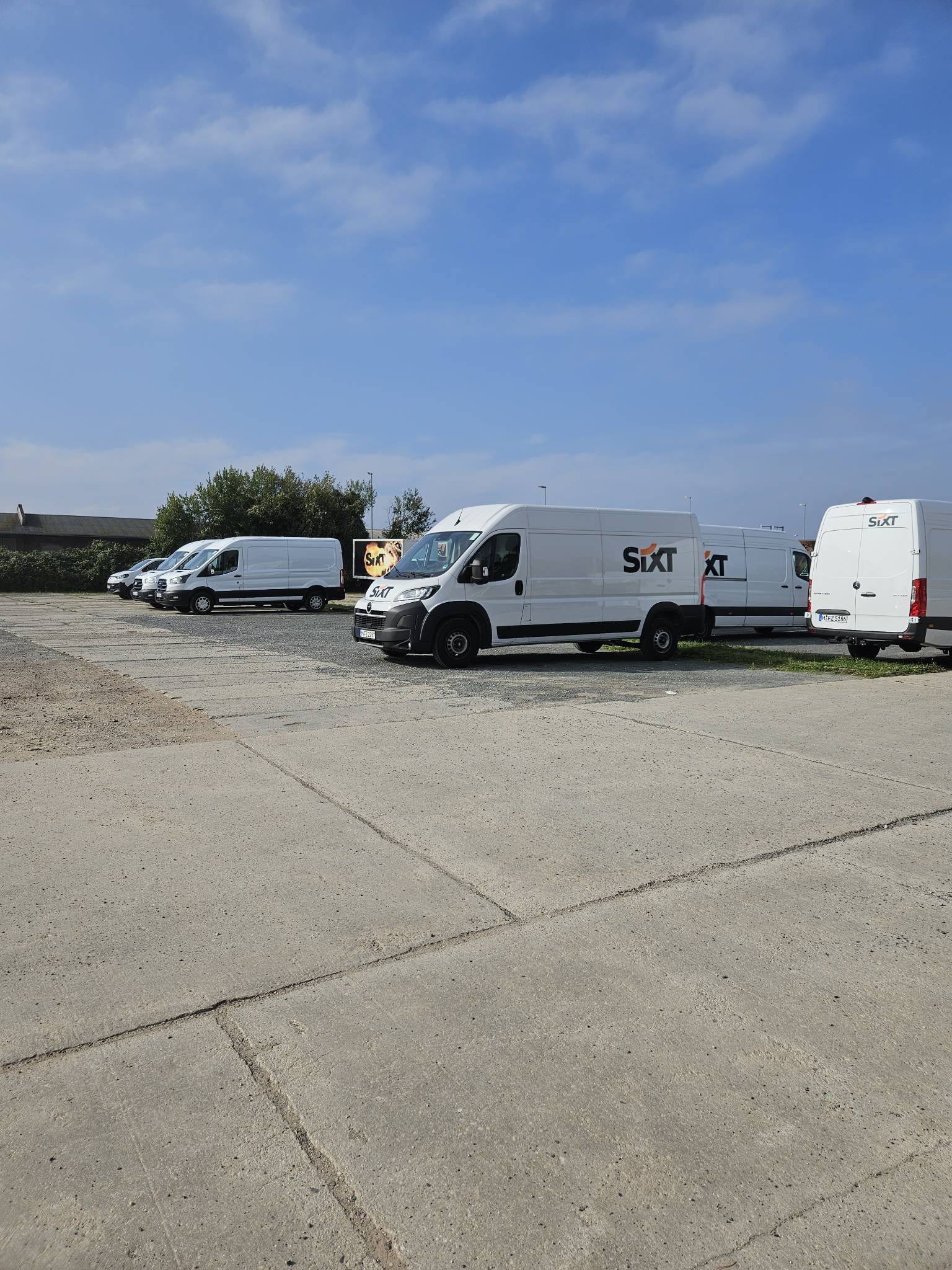 Sixt Truck Center / Van and Truck Rental Dresden, Hamburger Str. 11 in Dresden