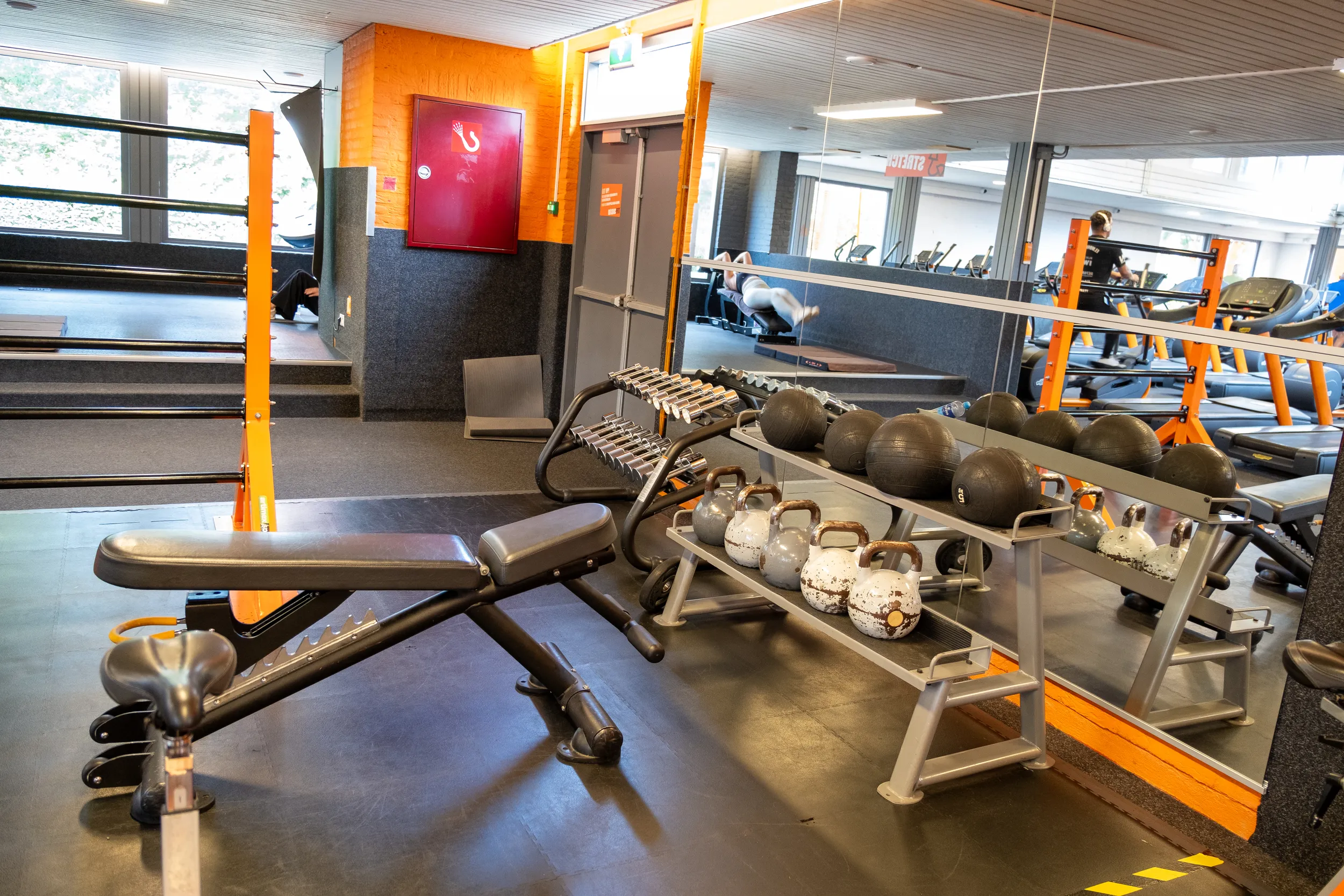 Foto's Basic-Fit 24/7