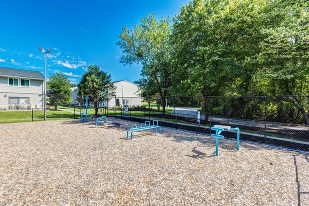 Images Forestbrook Apartments & Townhomes