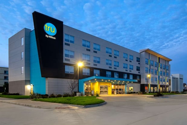 Images Tru by Hilton Anderson
